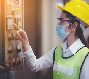 Las mujeres representan el 18% del empleo en las empresas fabricantes de materiales de construcción