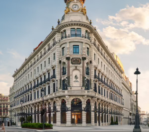 ¿Quiénes serán los dueños del hotel Four Seasons Madrid y el food hall de Galería Canalejas?