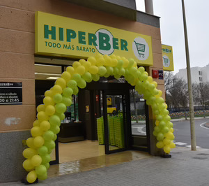 Hiperber abre su segundo supermercado en Valencia y roza los 70.000 m2 de sala de venta