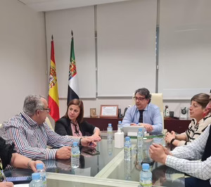 El Ayuntamiento de Hervás y la Junta de Extremadura acuerdan la construcción de una residencia