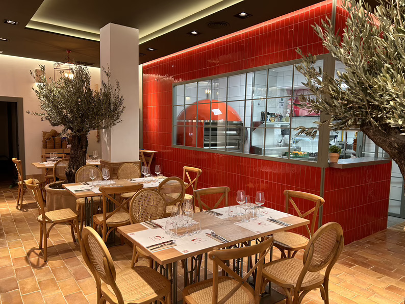 O Mamma Mia cambia su imagen en una nueva apertura en Málaga