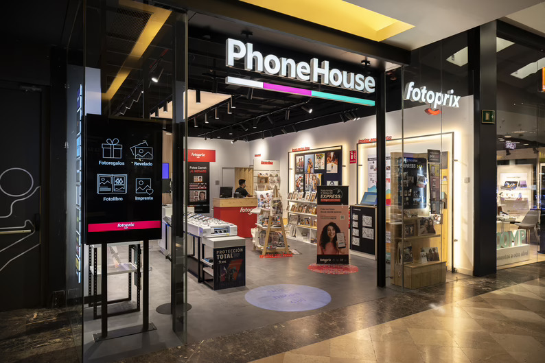 PhoneHouse alcanza 100 tiendas con servicios 'Fotoprix' a cierre del primer trimestre