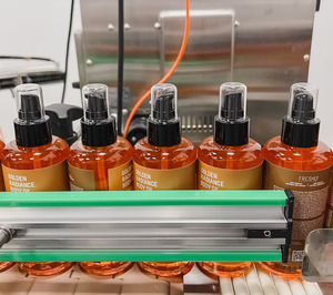 Freshly Cosmetics asume la fabricación y envasado de algunos de sus productos