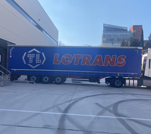 Lotrans Portes inaugura unas nuevas instalaciones