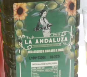 Acesur se compromete a retirar su aceite de mezcla La Andaluza