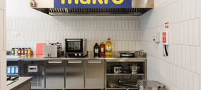 Makro Portugal promueve cocinas ciegas para sus clientes de la mano del dueño de Cooklane