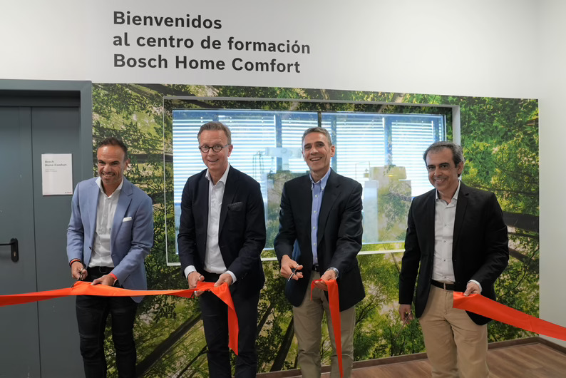 Bosch inaugura un centro de formación para profesionales