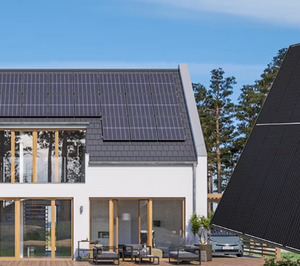 Sharp Energy Solutions Europe, nueva garantía de producto de 25 años para la gama de módulos solares de color negro