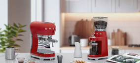 Smeg lanza su nueva máquina de café espresso ECF02