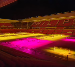El PSV ahorrará un 50% de energía con la iluminación Philips LED para su césped