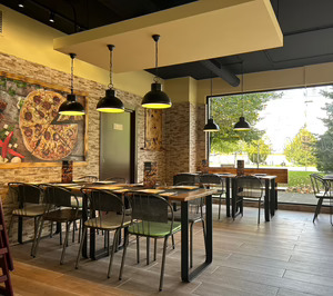 Pizzerías Carlos entra en una nueva comunidad del norte