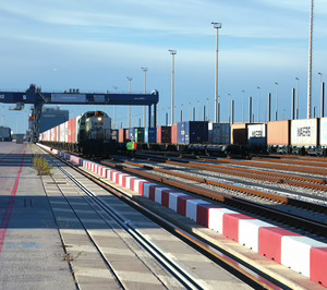El Puerto de Barcelona ya tiene tren de mercancías directo a dos ciudades francesas
