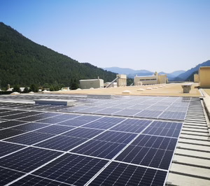 Knauf pone en marcha una instalación fotovoltaica en su planta de Lleida