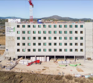 Casais y ACR terminan la estructura del primer edificio híbrido de España