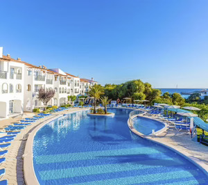 Vibra Hotels crece ventas un 14%, avanza en sus reformas y entra en Menorca