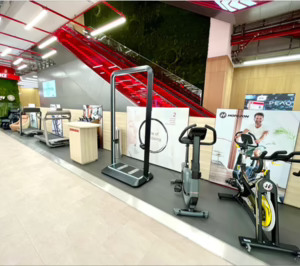 MediaMarkt ensaya el Space-as-a-Service en sus tiendas físicas con vendedores de su marketplace