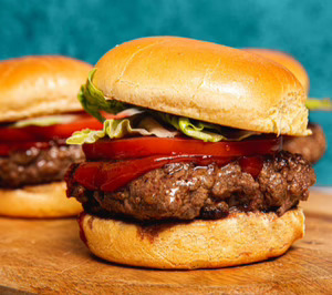 ¿Va a ser Francia el próximo país europeo en prohibir la carne cultivada?