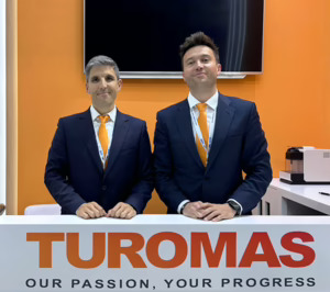 Turomas estrena nuevo órgano de dirección