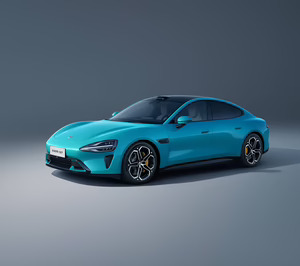 Xiaomi diversifica su negocio y presenta su primer coche eléctrico