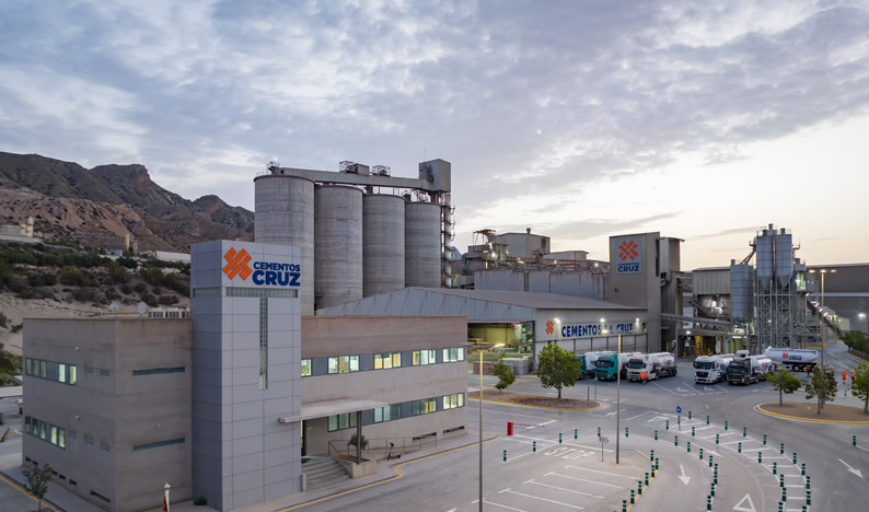 La Unión Europea premia el proyecto de Cementos La Cruz de tecnologías limpias e innovadoras a pequeña escala