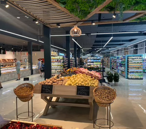 Mymercat prepara el que será el mayor supermercado de toda su red comercial