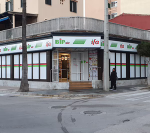Moyà Saus reorganiza su red de supermercados Bip bip en Mallorca