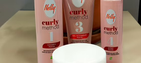 ‘Nelly’ innova con cuatro referencias para aplicar el método curly