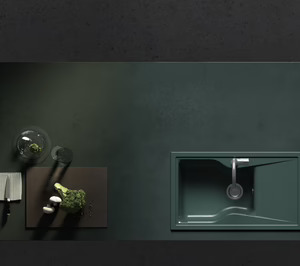 Poalgi presenta su tecnología ColorPlus para personalizar el color en baños y cocinas