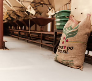 Grupo Saica otorga el sello ‘Compromiso con la Valorización’ a Café Dromedario