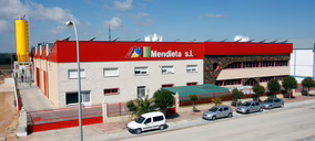 Químicas Mendieta compra suelo para levantar una nueva fábrica de pinturas