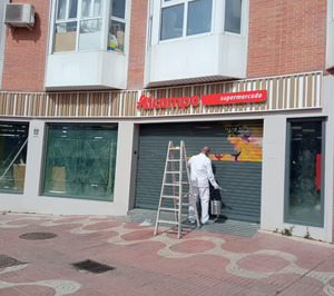 Alcampo concluyó 2023 con un tercio más de sala de venta gracias a la compra de tiendas de Dia