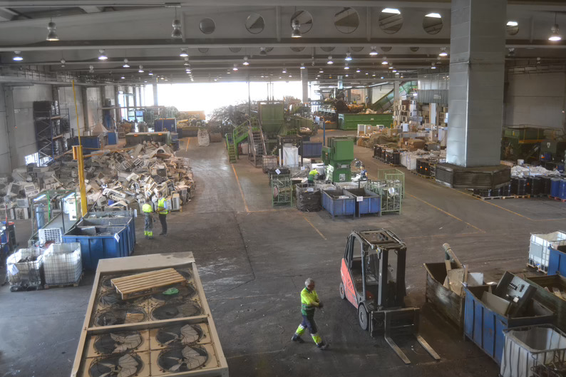 Recilec amplía en 1.000 m2 su planta de reciclaje de Aznalcóllar