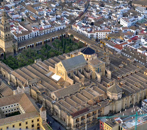 Cetina llegará a Córdoba y reforma el hotel de Sevilla