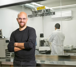 Heura anuncia su primer acuerdo de licenciamiento de tecnología con la multinacional plant-based Upfield