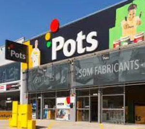 Pintures Pots proyecta abrir tienda y almacén