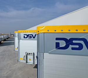 DSV refuerza su apuesta por el transporte con la compra de 160 megatráilers