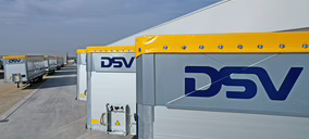 DSV refuerza su apuesta por el transporte con la compra de 160 megatráilers