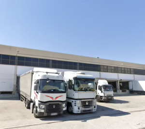 Transportes Cargo traslada su sede operativa a una nave logística en Barberà del Vallès