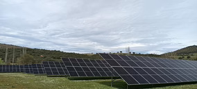 Nestlé construye un parque solar fotovoltaico en su planta embotelladora de Aquarel en Badajoz