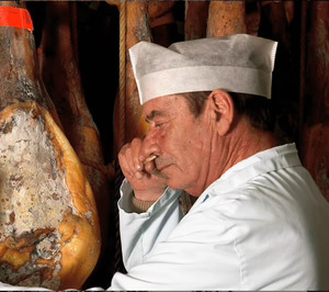 Jaemsa aumenta sus ingresos más de un 20% e invierte en maquinaria, placas y ganadería