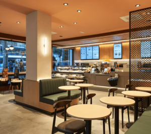 Starbucks abre dos nuevos locales