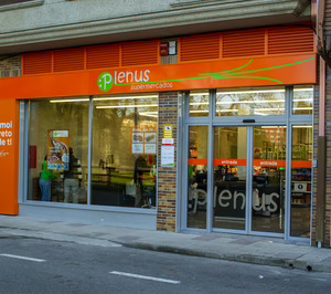 Cuevas se refuerza con la apertura de un Plenus en A Coruña