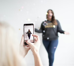 ¿Cuál es el papel de los influencers en la promoción y el conocimiento en los sectores beauty y home care?