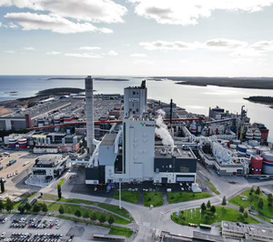 Metsä Board inaugura en Suecia la mayor máquina de cartón plegable de Europa