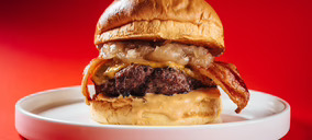 Una cadena de hamburguesas prepara tres nuevas aperturas