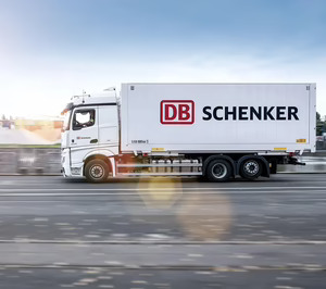 DB Schenker agrega un nuevo servicio terrestre para envíos urgentes