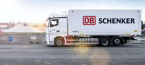 DB Schenker agrega un nuevo servicio terrestre para envíos urgentes