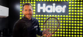 Haier y David Pallás presentan una raqueta de chocolate en el Mutua Madrid Open