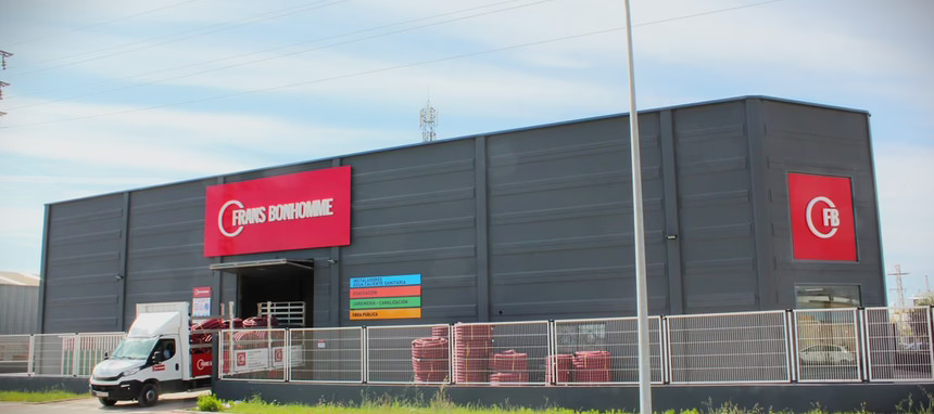 Frans Bonhomme abre en Sagunto su segundo punto de venta del año