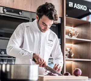 Asko renueva el acuerdo de colaboración con el chef Javier Aranda